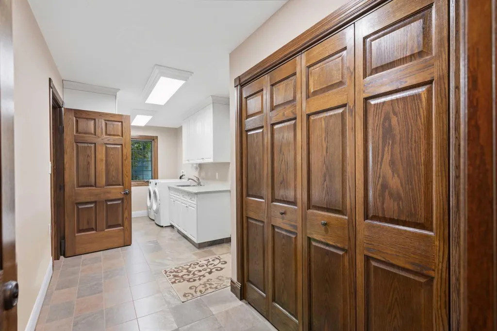 49 Bay View Street Rochon Sands AB T0C 3B0
