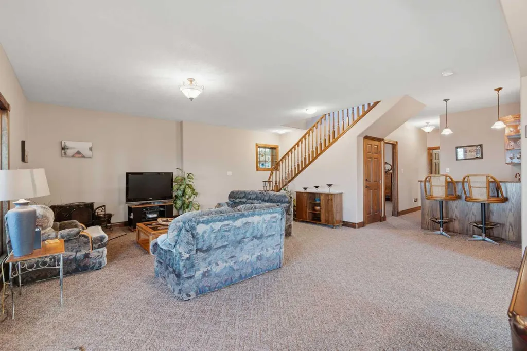 49 Bay View Street Rochon Sands AB T0C 3B0