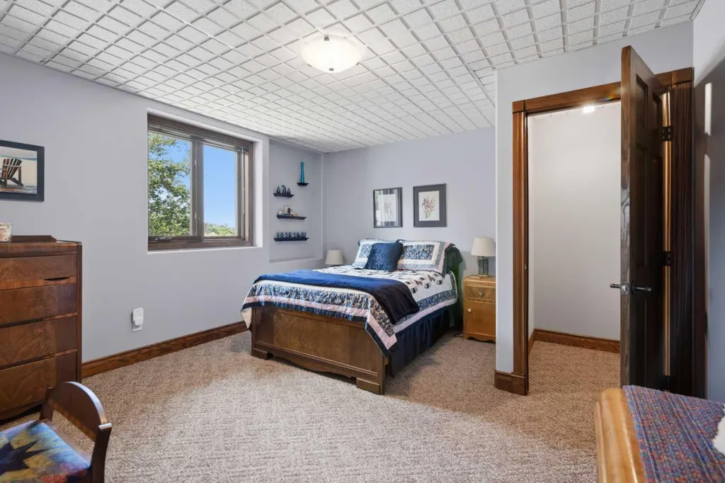 49 Bay View Street Rochon Sands AB T0C 3B0