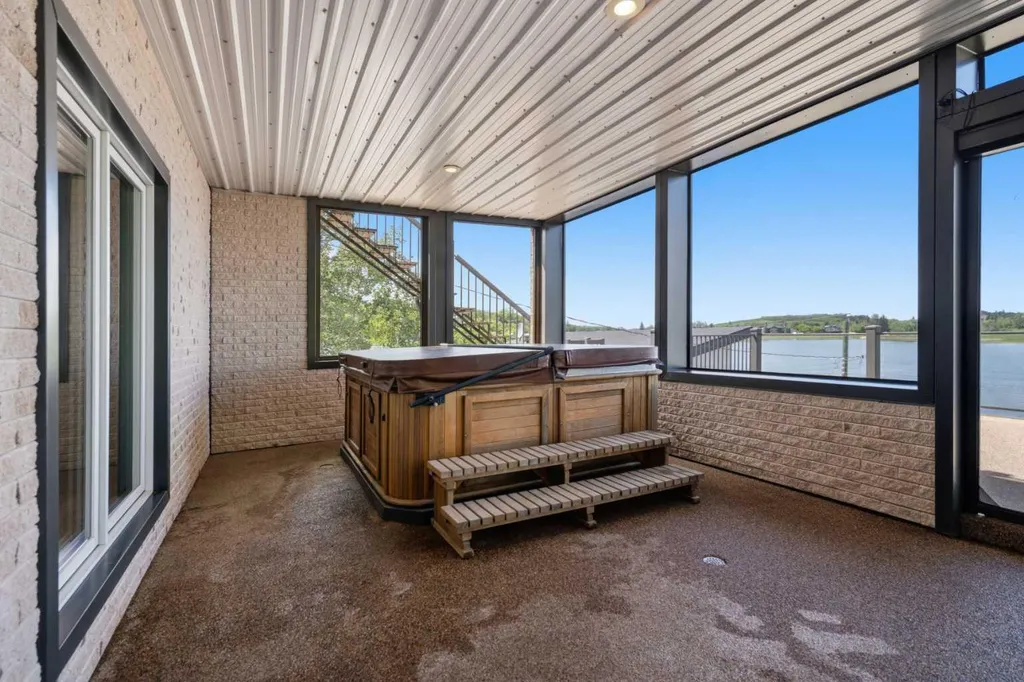 49 Bay View Street Rochon Sands AB T0C 3B0