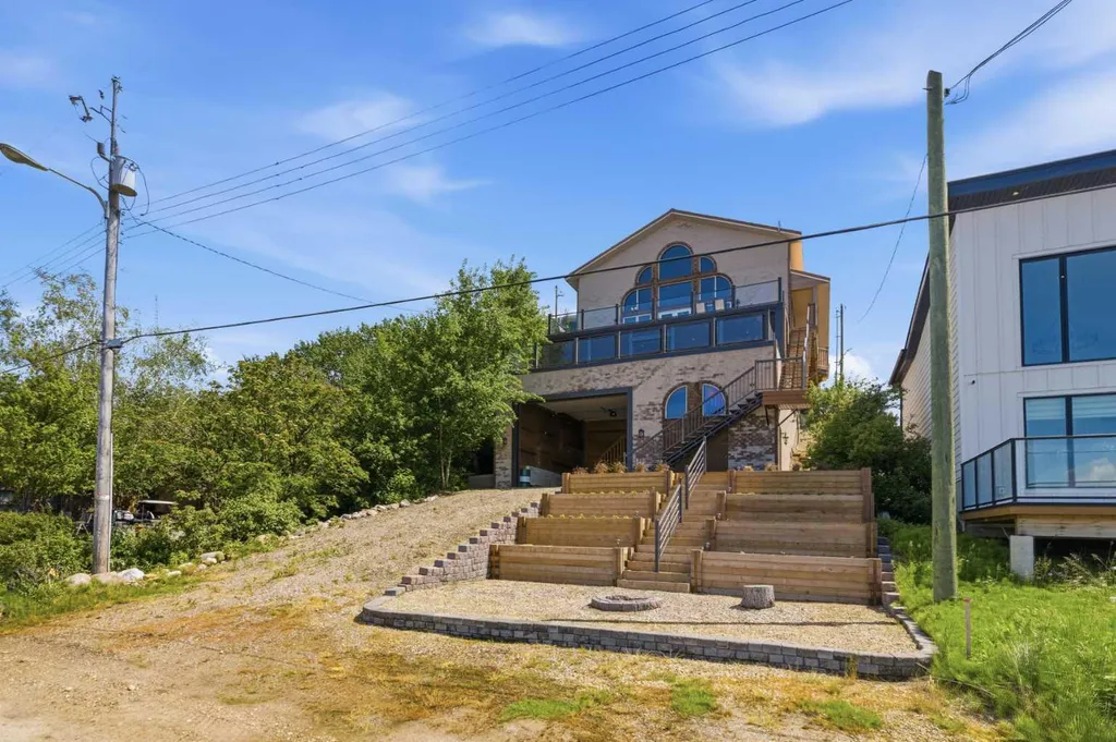 49 Bay View Street Rochon Sands AB T0C 3B0