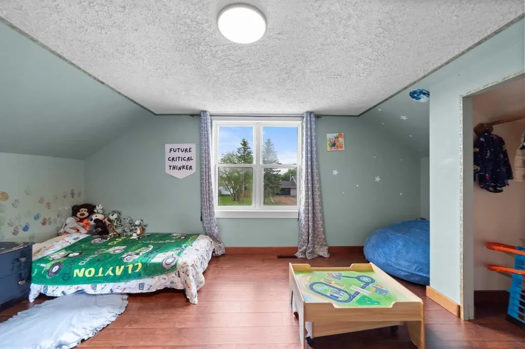 417 Hanson Street Bawlf AB T0B0J0