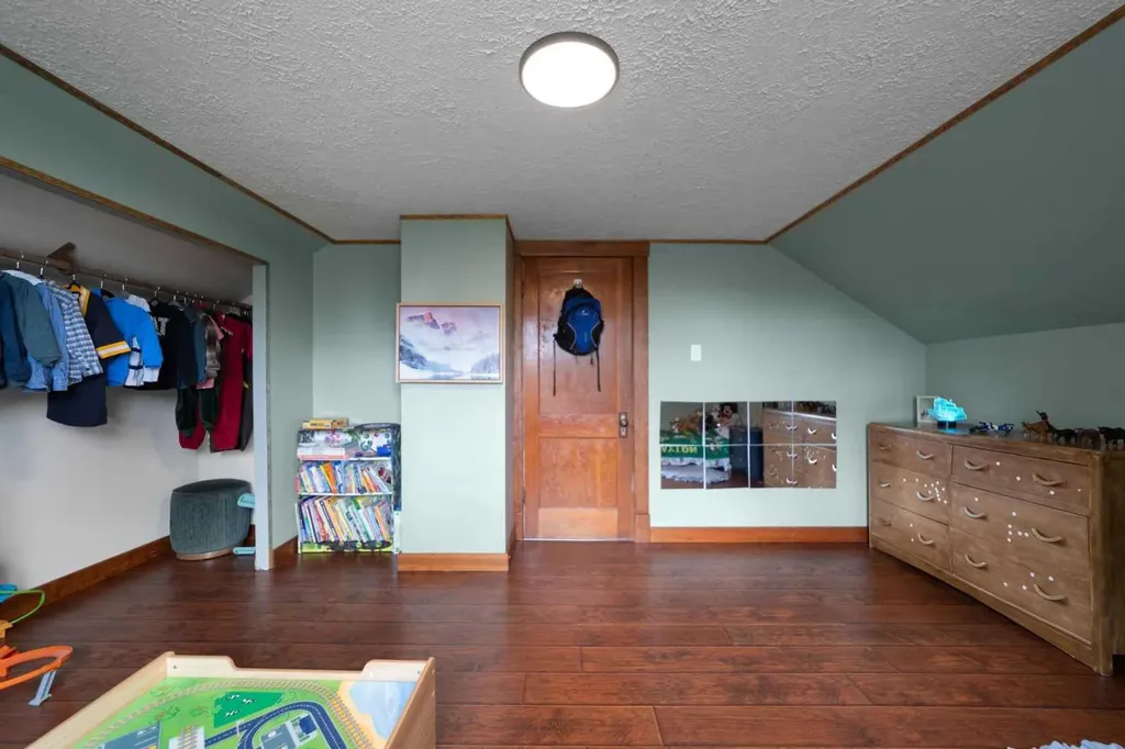 417 Hanson Street Bawlf AB T0B0J0