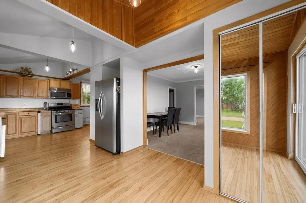 417 Hanson Street Bawlf AB T0B0J0