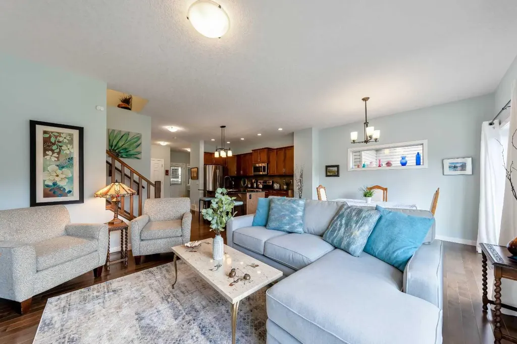 1065 Hillcrest Lane SW Airdrie AB T4B 3R6