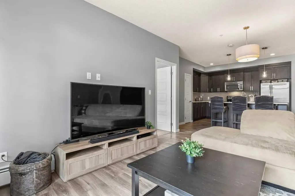 6703 New Brighton Avenue SE Calgary AB T2Z 5C8