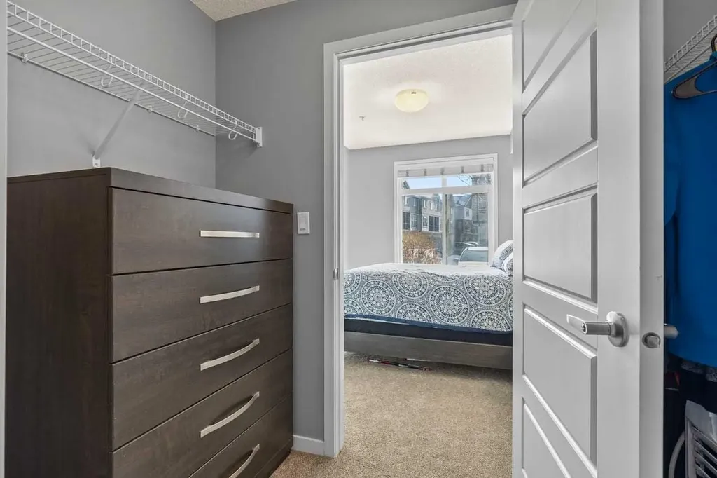 6703 New Brighton Avenue SE Calgary AB T2Z 5C8