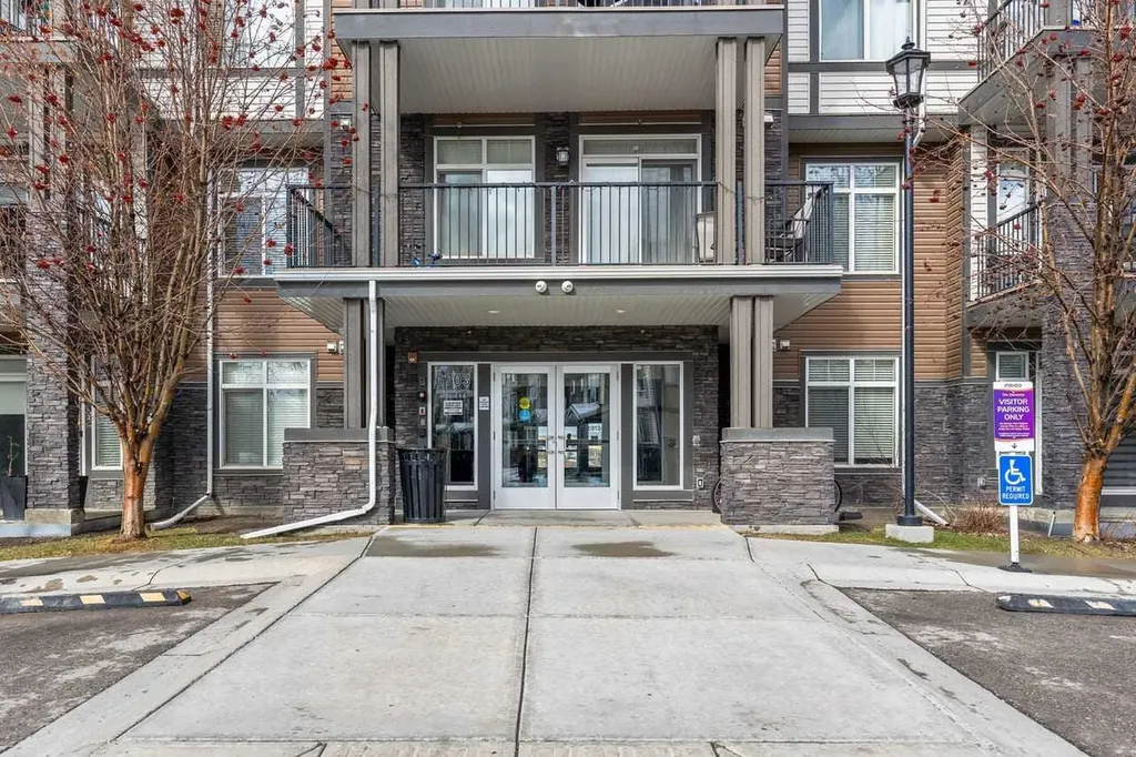 6703 New Brighton Avenue SE Calgary AB T2Z 5C8