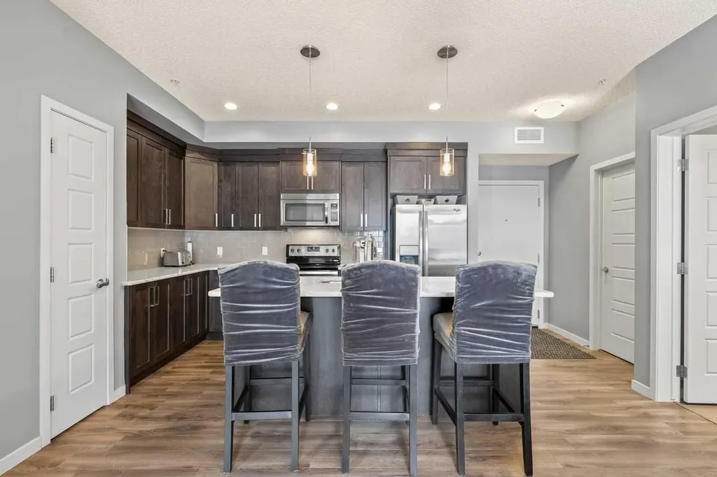 6703 New Brighton Avenue SE Calgary AB T2Z 5C8