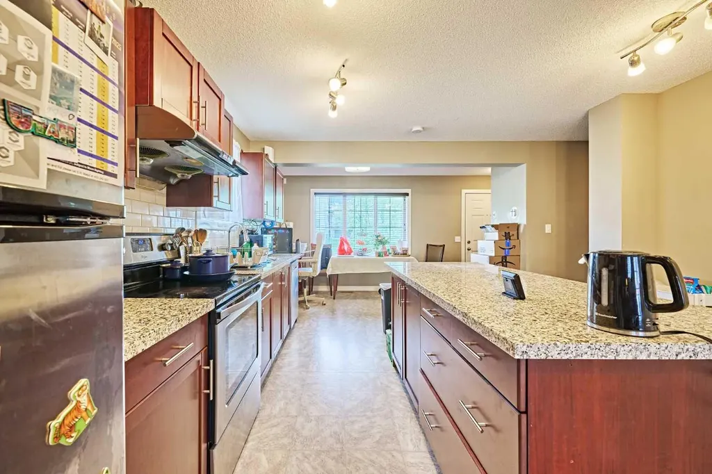 31 Pantego Lane NW Calgary AB T3K 0T1