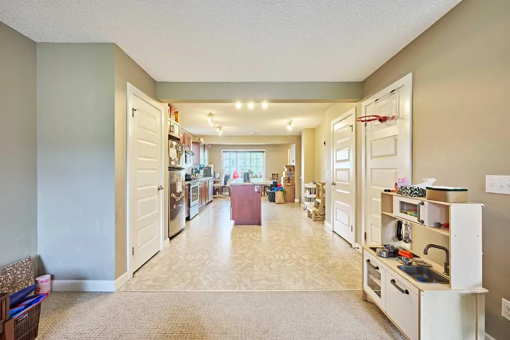 31 Pantego Lane NW Calgary AB T3K 0T1
