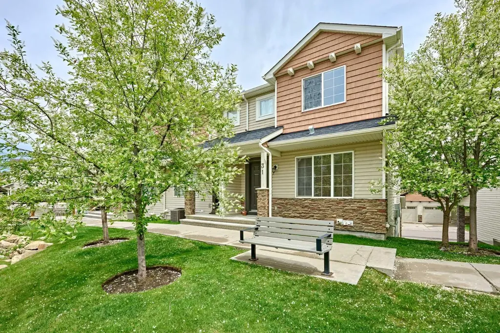 31 Pantego Lane NW Calgary AB T3K 0T1