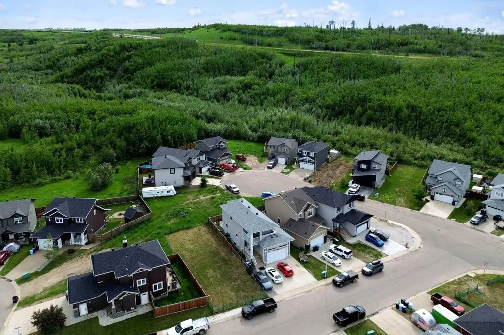 125 Pearson Drive Fort Mcmurray AB T9H 4S3