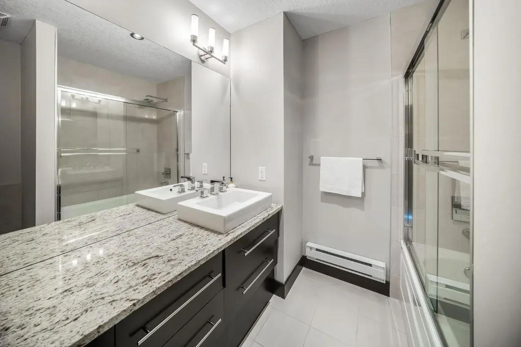 1625 34 Avenue SW Calgary AB T2T 2B5