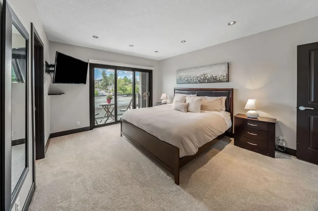 1625 34 Avenue SW Calgary AB T2T 2B5