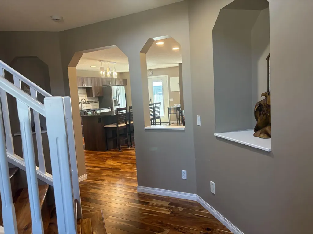 15 New Brighton Manor SE Calgary AB T2Z 4G8