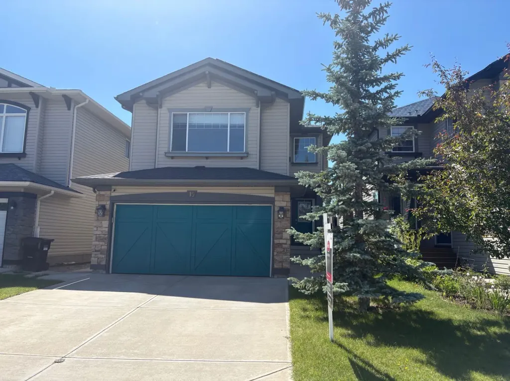 15 New Brighton Manor SE Calgary AB T2Z 4G8