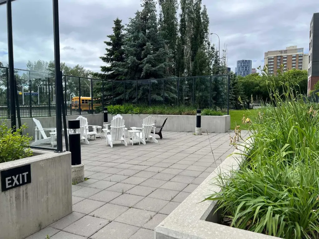 955 Mcpherson Road NE Calgary AB T2E 6V3