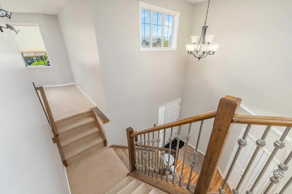 578 Luxstone Landing SW Airdrie AB T4B 0C7