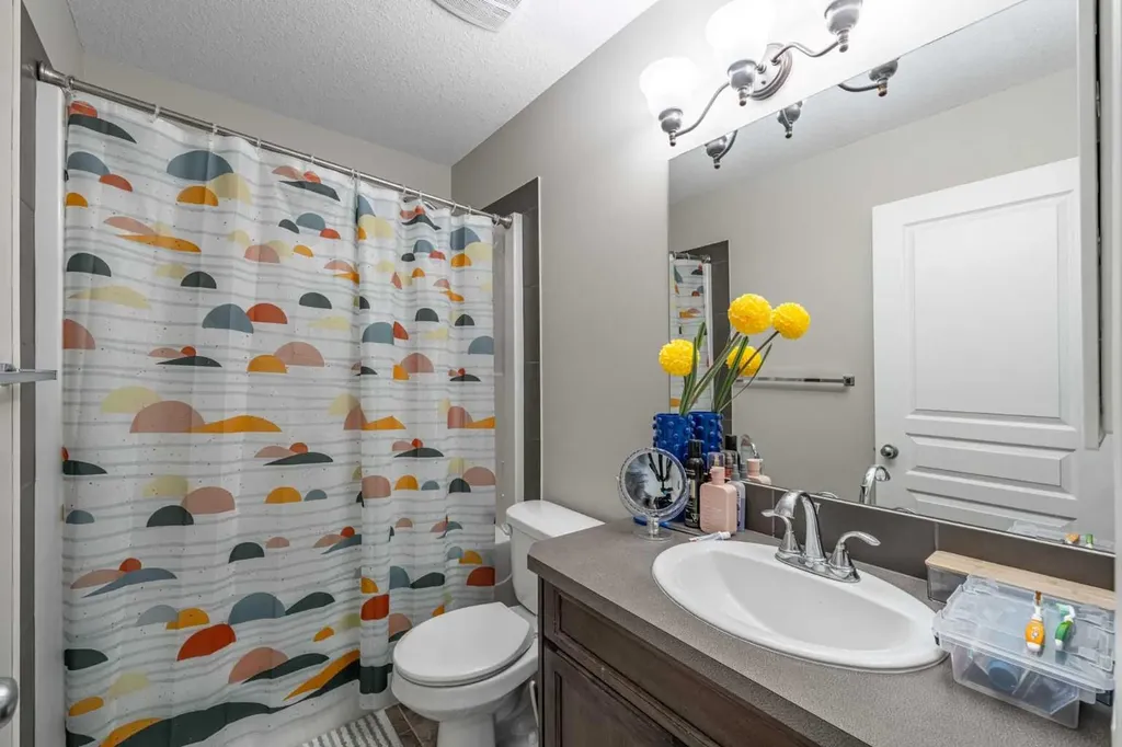 578 Luxstone Landing SW Airdrie AB T4B 0C7