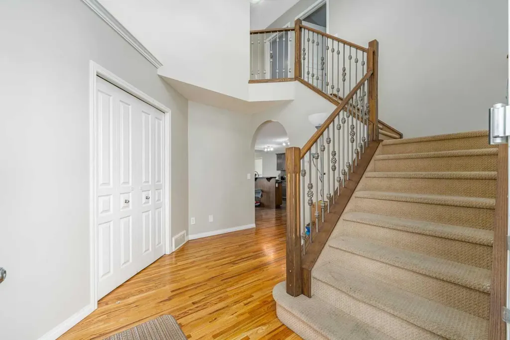 578 Luxstone Landing SW Airdrie AB T4B 0C7