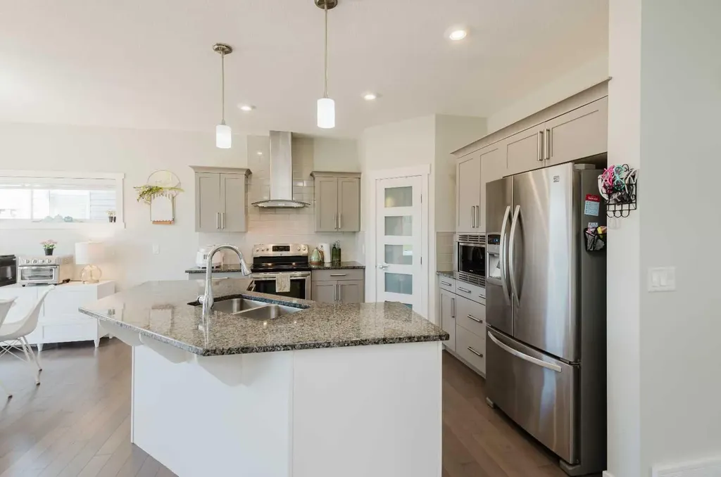 8805 85a Avenue Grande Prairie AB T8X0R4