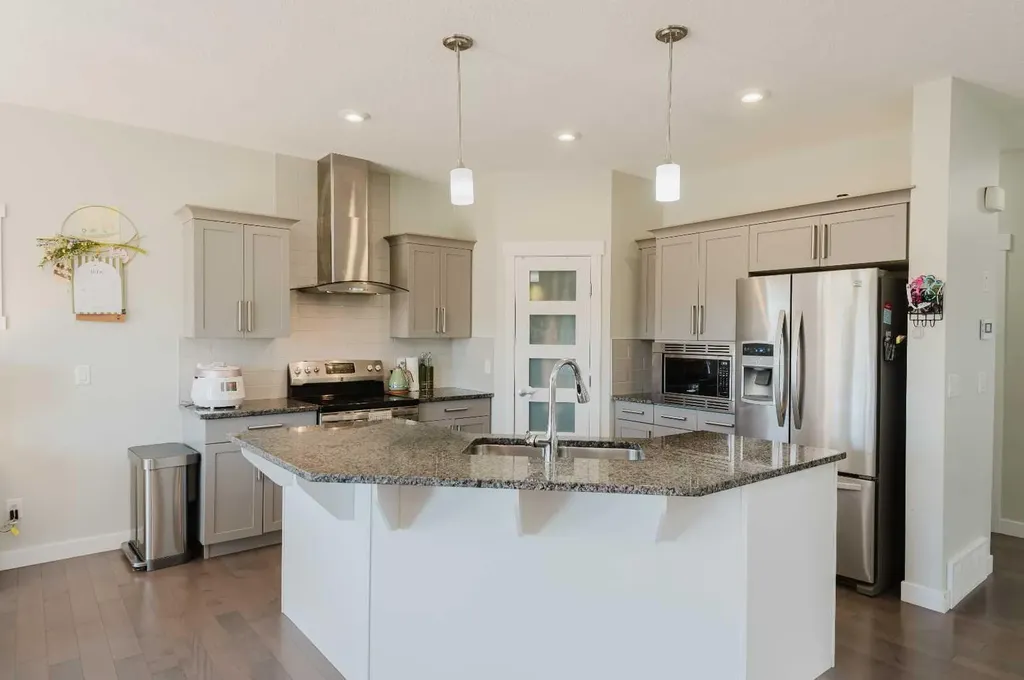 8805 85a Avenue Grande Prairie AB T8X0R4