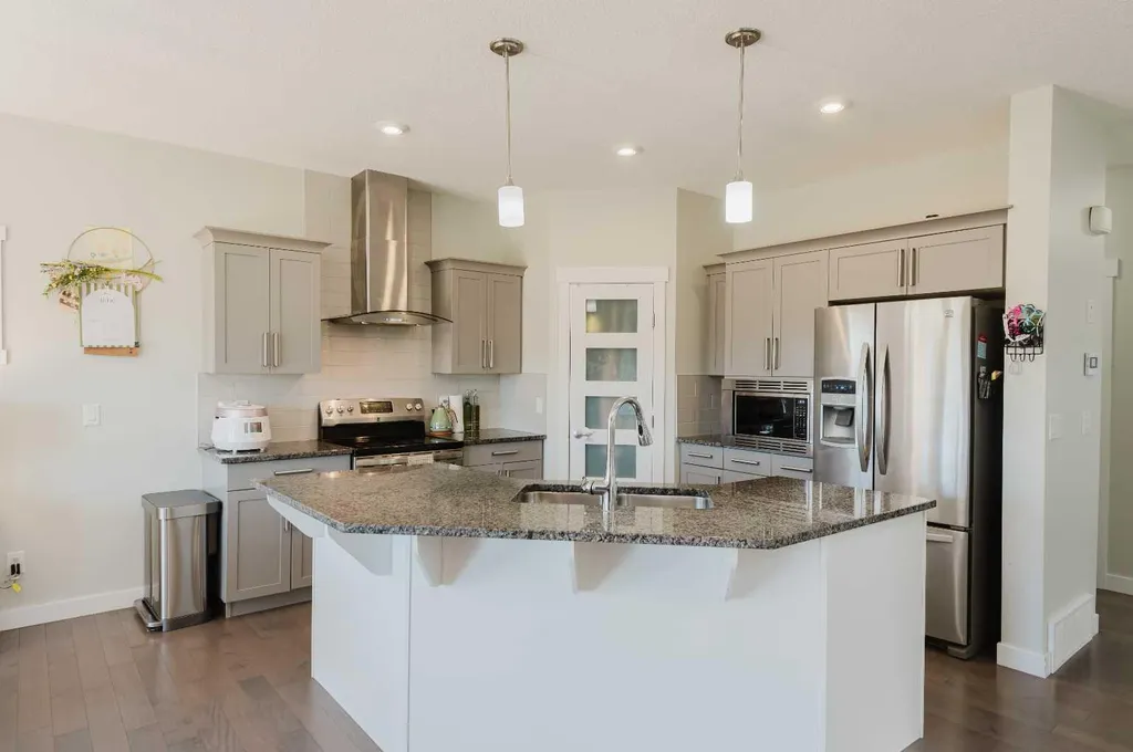 8805 85a Avenue Grande Prairie AB T8X0R4