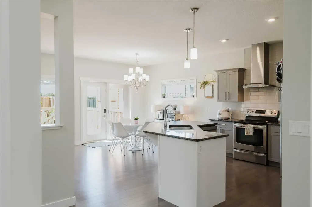 8805 85a Avenue Grande Prairie AB T8X0R4