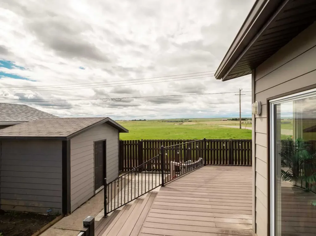 506 10 Street Fort Macleod AB T0L0Z0