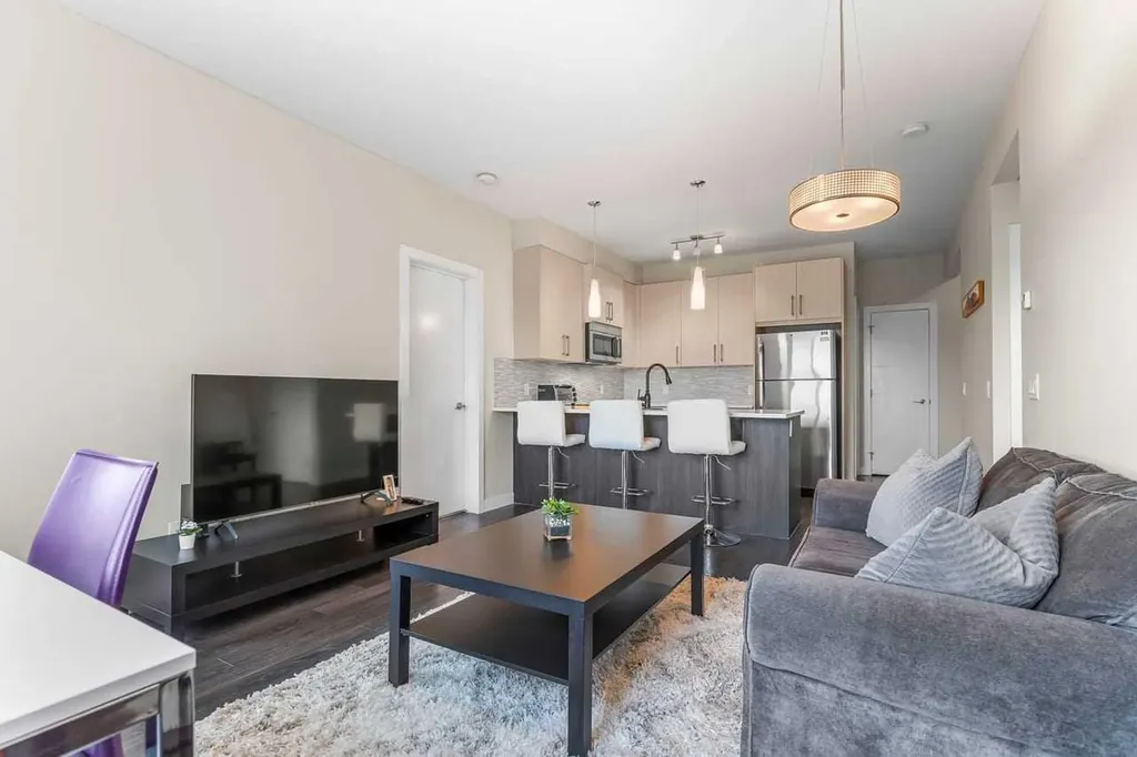 8 Sage Hill Terrace NW Calgary AB T3R0W5