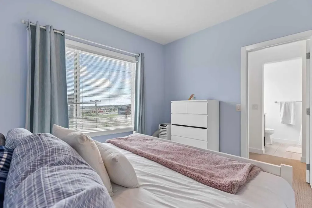 8 Sage Hill Terrace NW Calgary AB T3R0W5