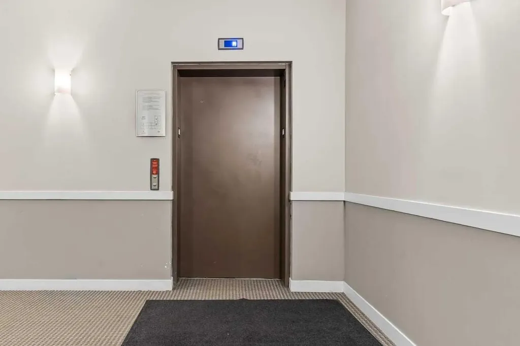 8 Sage Hill Terrace NW Calgary AB T3R0W5