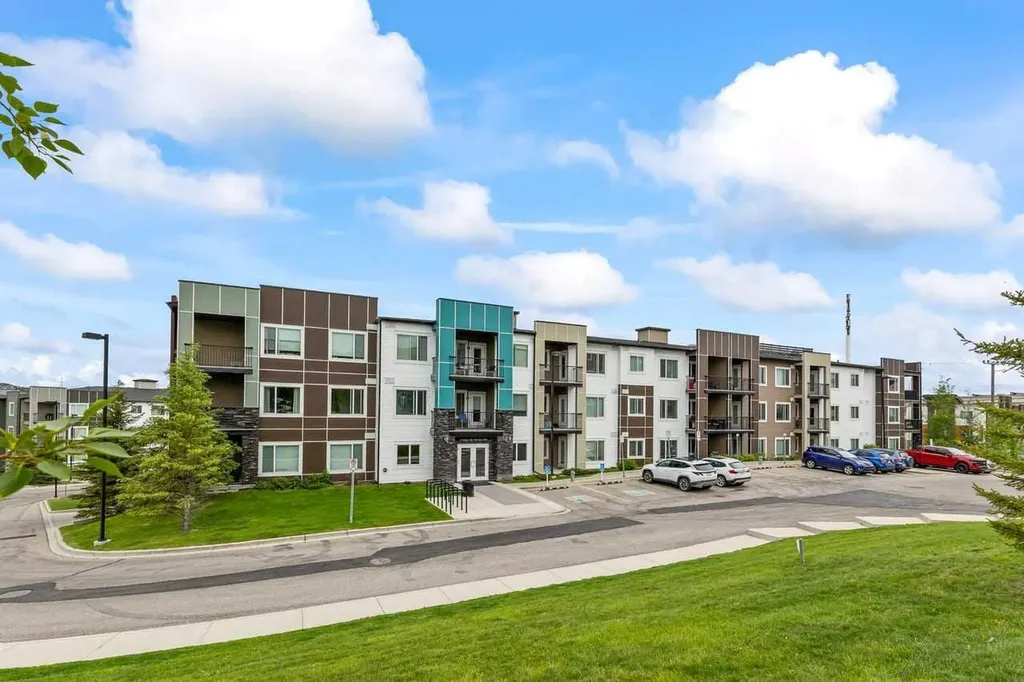 8 Sage Hill Terrace NW Calgary AB T3R0W5