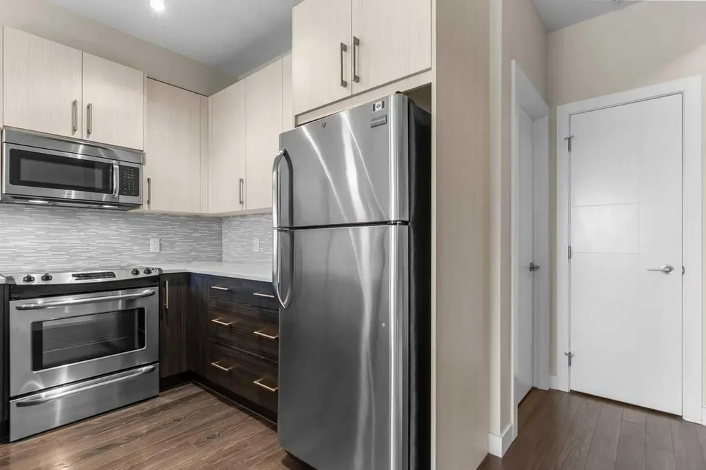 8 Sage Hill Terrace NW Calgary AB T3R0W5
