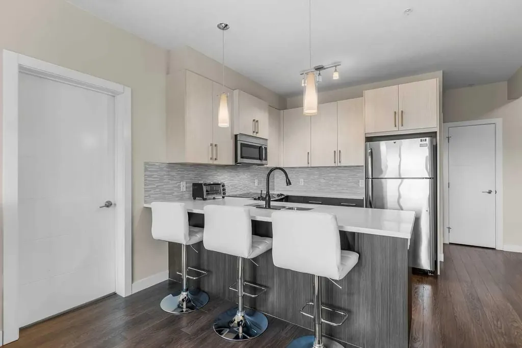8 Sage Hill Terrace NW Calgary AB T3R0W5