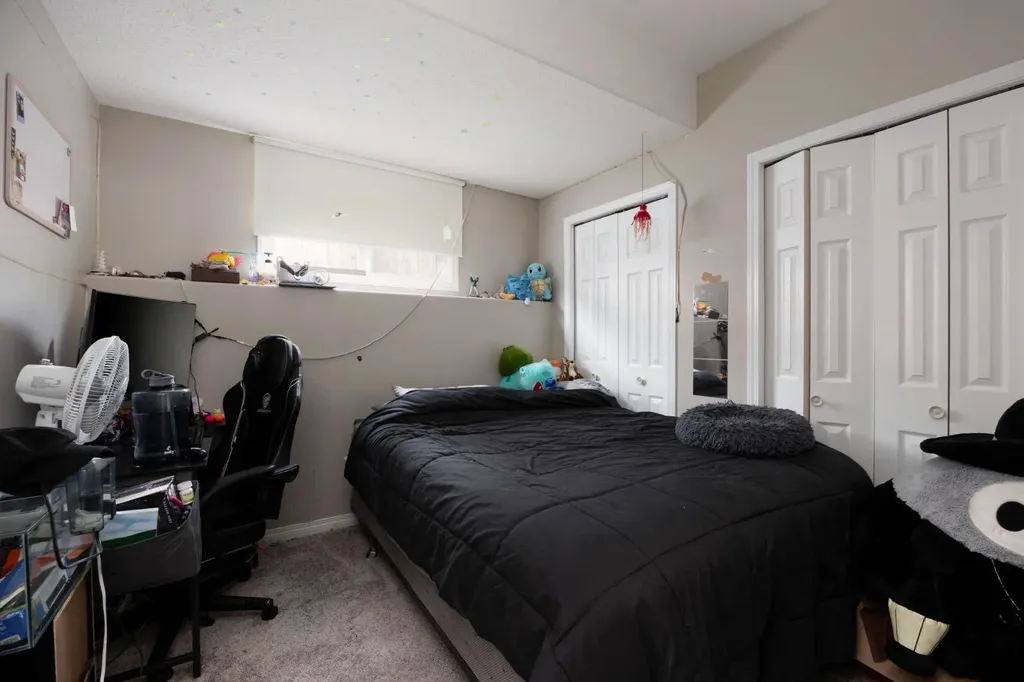 227 Warren Road Fort Mcmurray AB T9H 5J9
