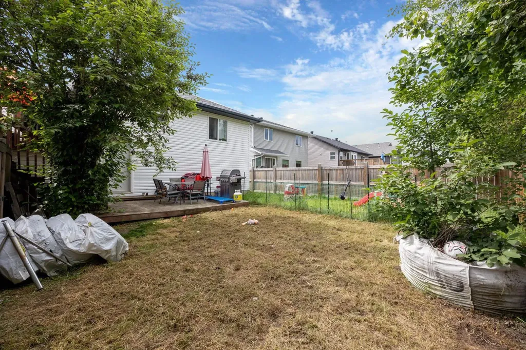 227 Warren Road Fort Mcmurray AB T9H 5J9