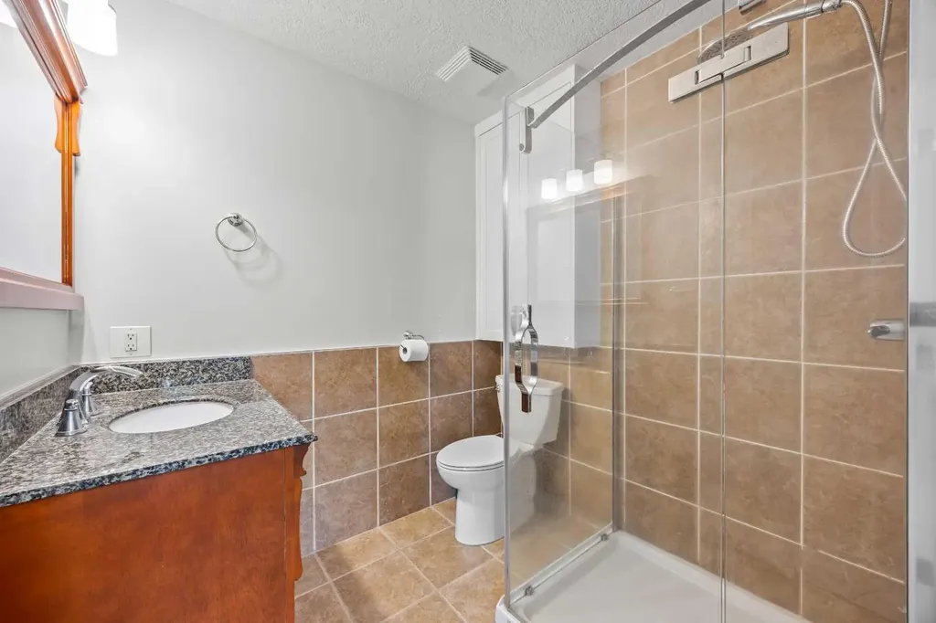 151 Ranchview Place NW Calgary AB T3G 1H7