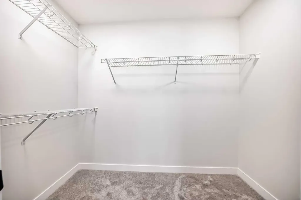 6305 62 Street NW Calgary AB T3B 2C4