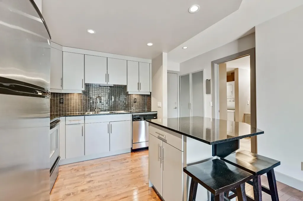 410 1 Avenue NE Calgary AB T2E 0B4