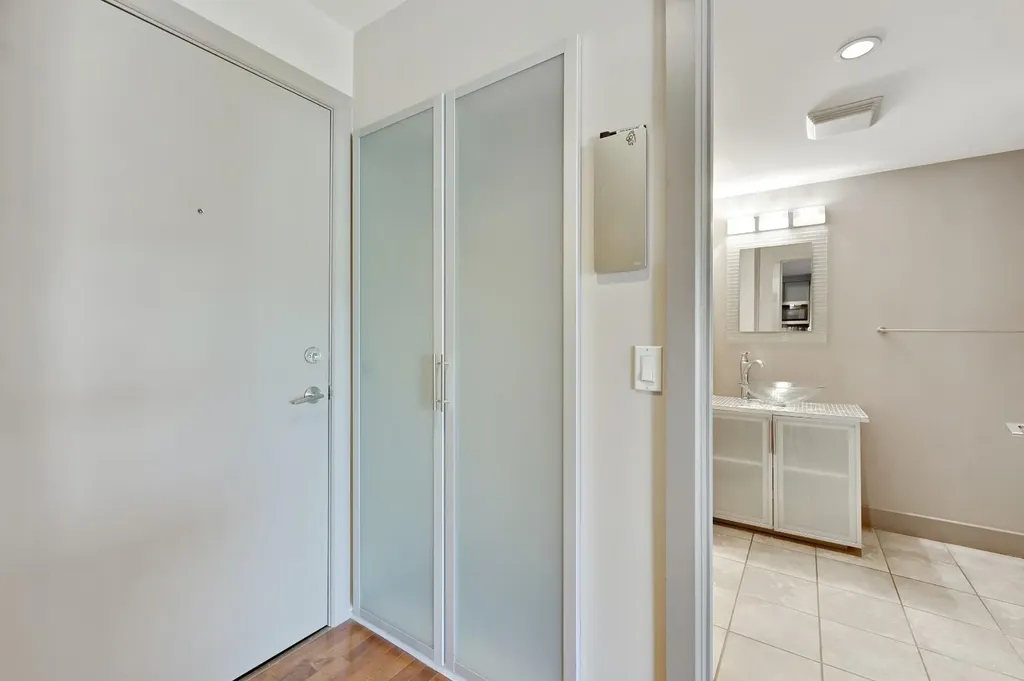 410 1 Avenue NE Calgary AB T2E 0B4