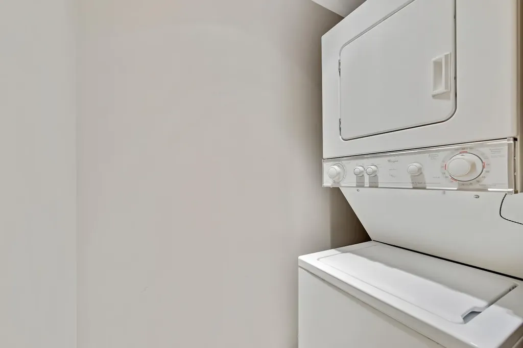 410 1 Avenue NE Calgary AB T2E 0B4