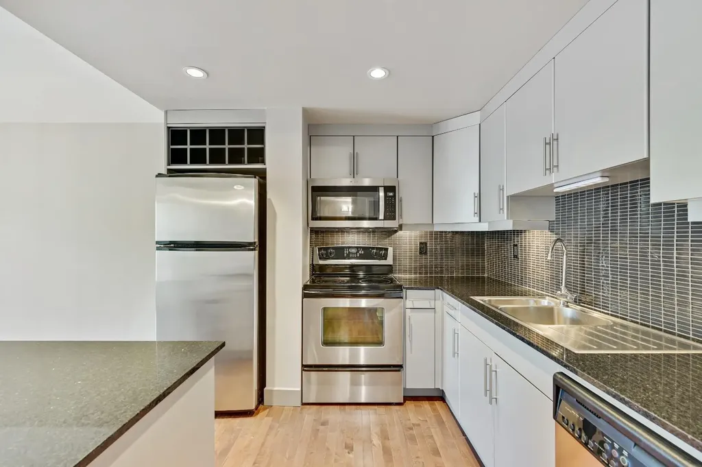 410 1 Avenue NE Calgary AB T2E 0B4