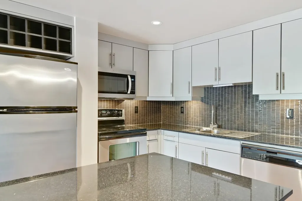 410 1 Avenue NE Calgary AB T2E 0B4