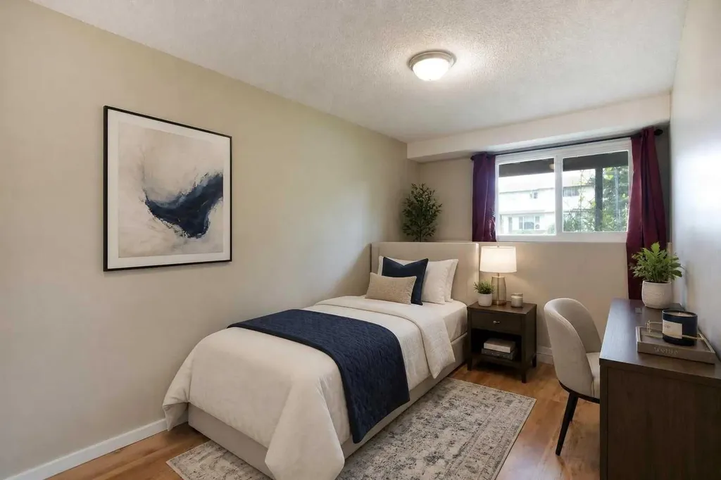 3627 Cedarille Drive SW Calgary AB T2W 3J5