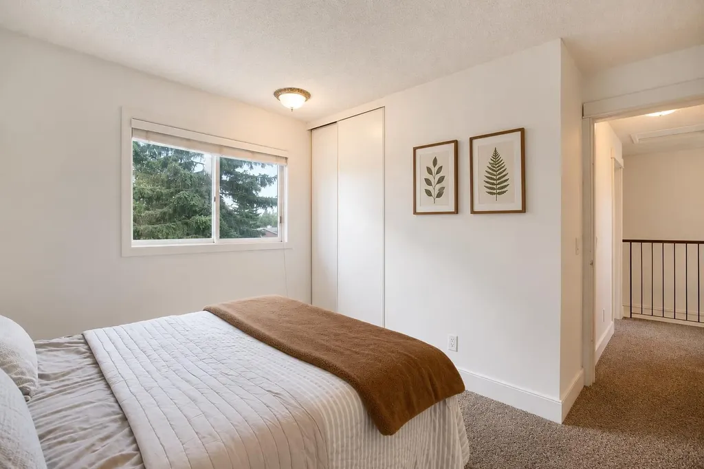 56 Deersaxon Circle SE Calgary AB T2J 6R5