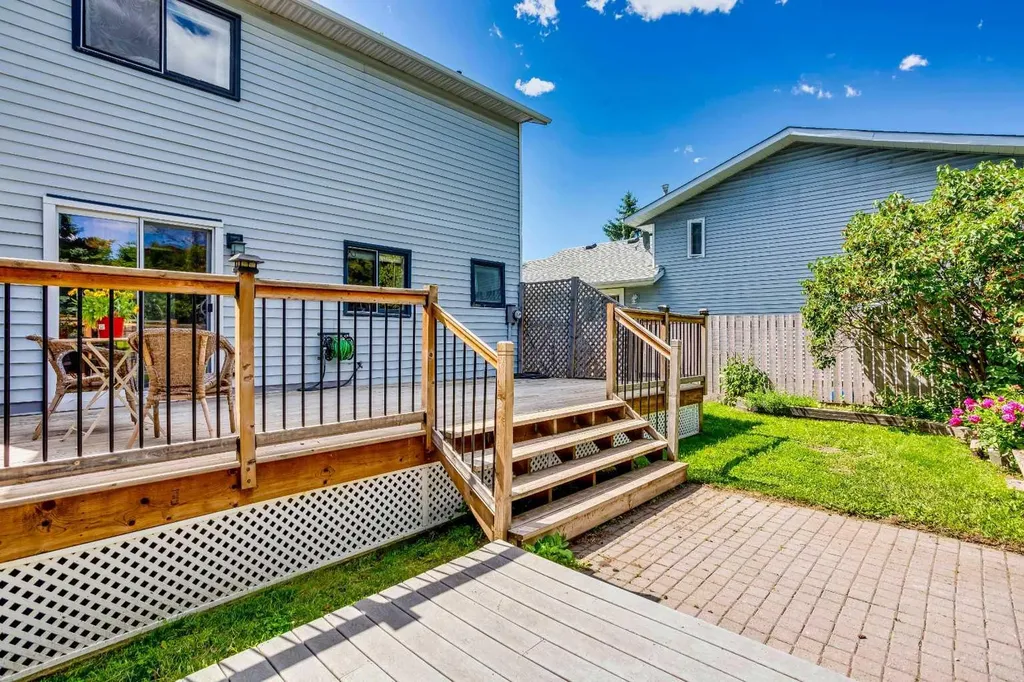 56 Deersaxon Circle SE Calgary AB T2J 6R5