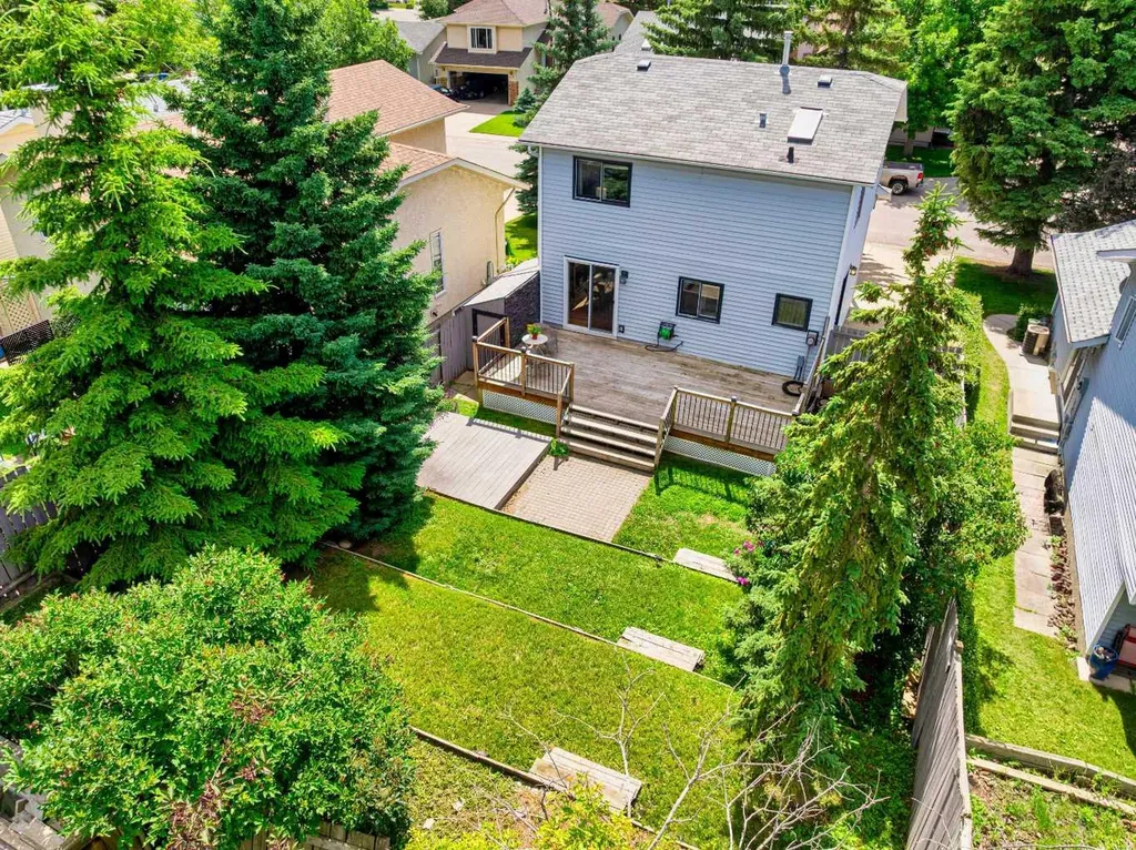 56 Deersaxon Circle SE Calgary AB T2J 6R5