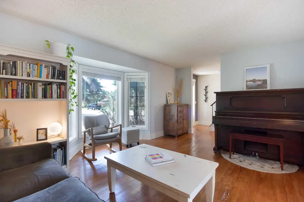56 Deersaxon Circle SE Calgary AB T2J 6R5
